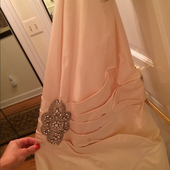 Wedding dress, size 8 - Judd Waddell. Brand NEW!! - Picture 7 of 8